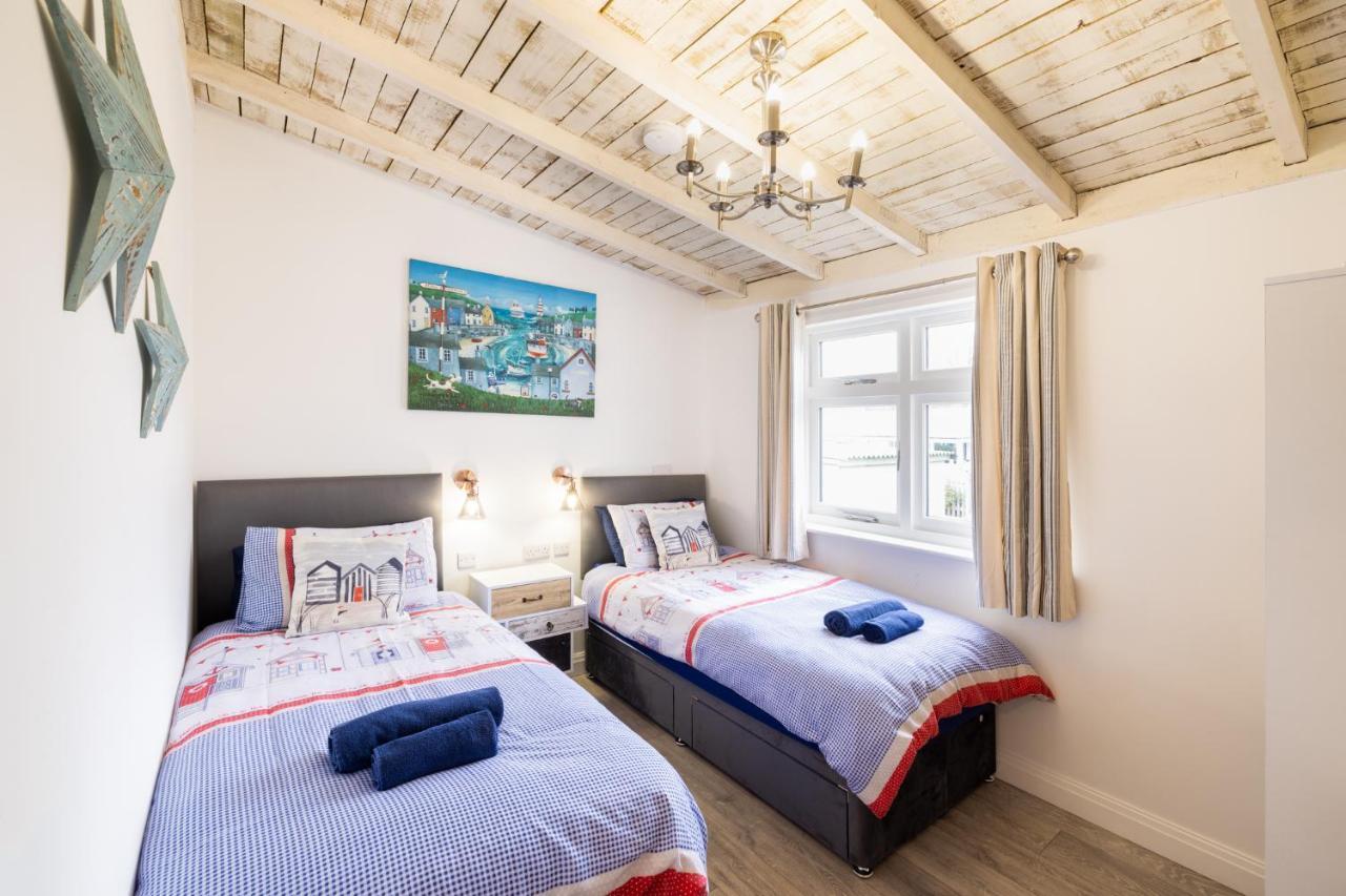 Den Of Joy Humberston Fitties Sleeps 6,Hot Tub,Log Burner Villa Cleethorpes Exterior photo